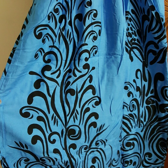 Summer dress - Picture 3 of 8